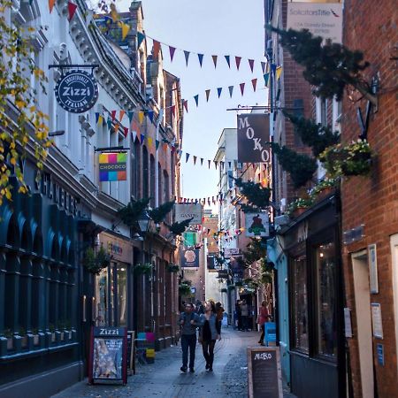 Half Price Offer - Exeter City Apartment Экстерьер фото