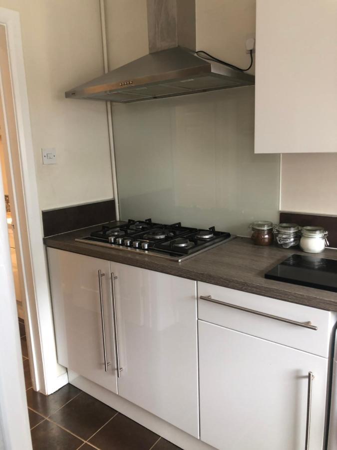 Half Price Offer - Exeter City Apartment Экстерьер фото