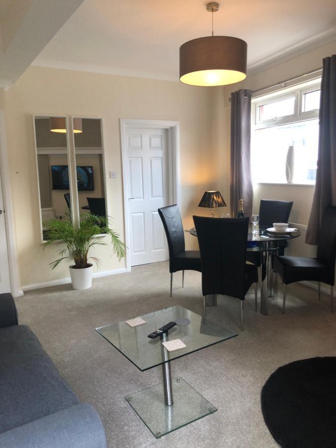 Half Price Offer - Exeter City Apartment Экстерьер фото